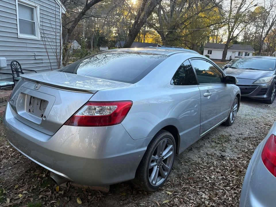 2008 Honda Civic 8th Gen - Image 3 of 11