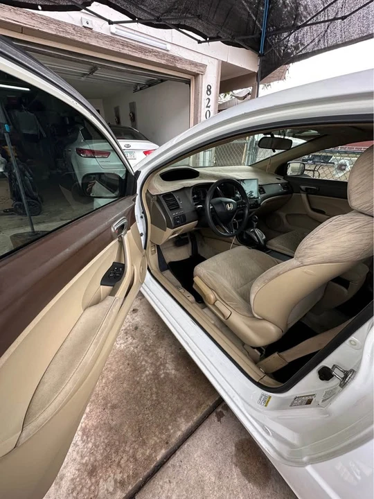 2008 Honda Civic 8th Gen - Image 3 of 10