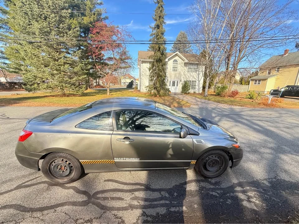 2008 Honda Civic 8th Gen - Image 4 of 10