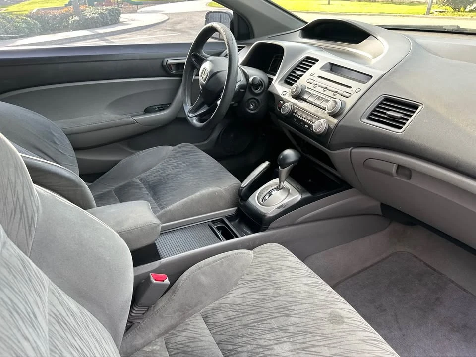 2008 Honda Civic 8th Gen - Image 10 of 15