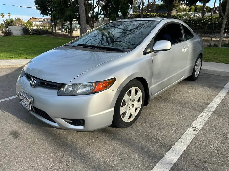 2008 Honda Civic 8th Gen - Image 4 of 15