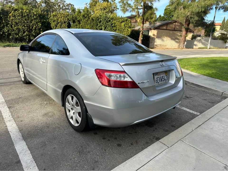 2008 Honda Civic 8th Gen - Image 6 of 15