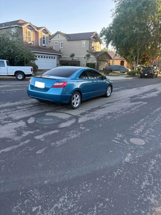 2008 Honda Civic 8th Gen - Image 3 of 8