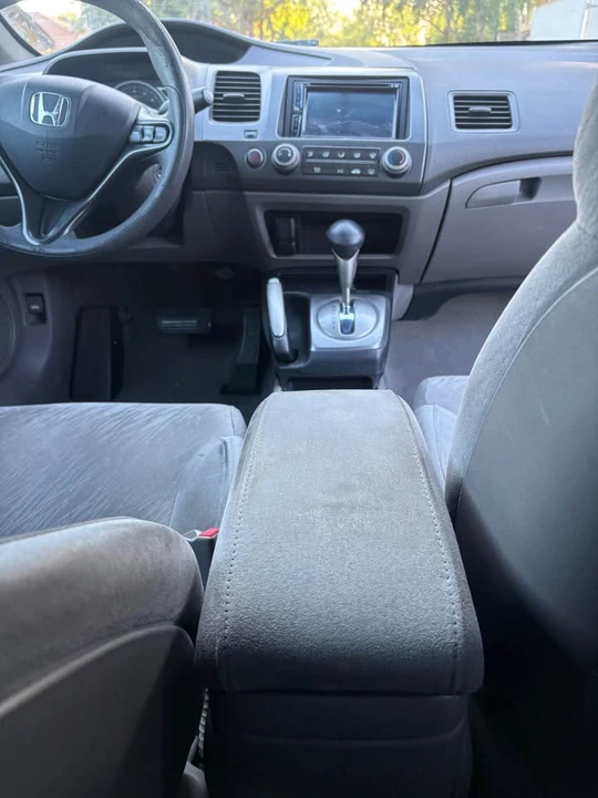 2008 Honda Civic 8th Gen - Image 7 of 8