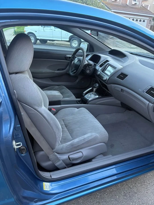 2008 Honda Civic 8th Gen - Image 6 of 8