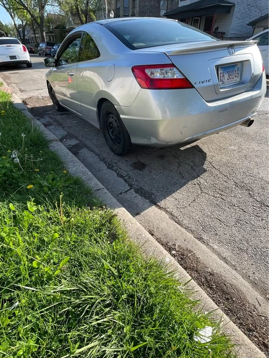 2008 Honda Civic 8th Gen - Image 8 of 9