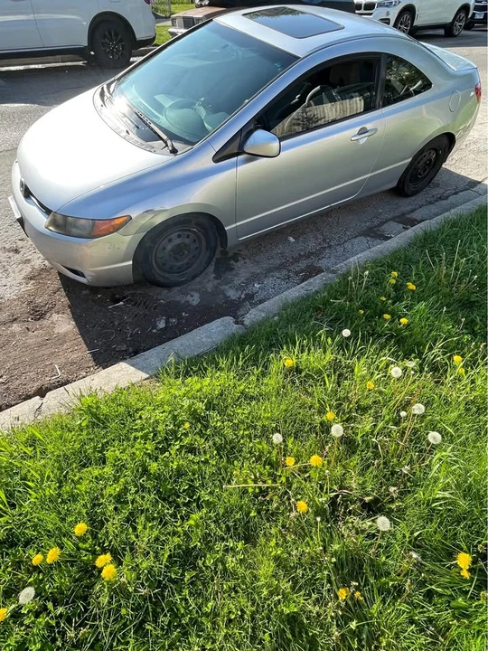 2008 Honda Civic 8th Gen - Image 6 of 9