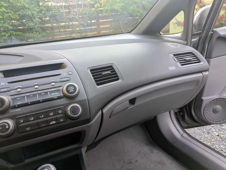 2008 Honda Civic 8th Gen - Image 7 of 15