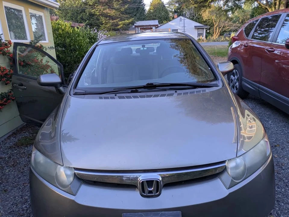 2008 Honda Civic 8th Gen - Image 9 of 15