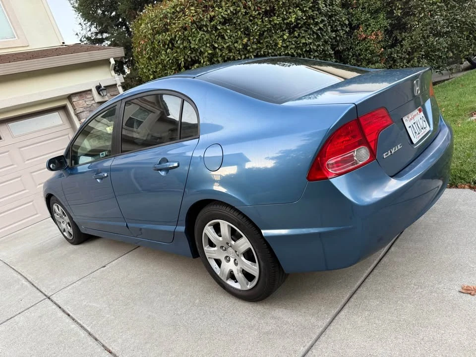 2008 Honda Civic 8th Gen - Image 3 of 14