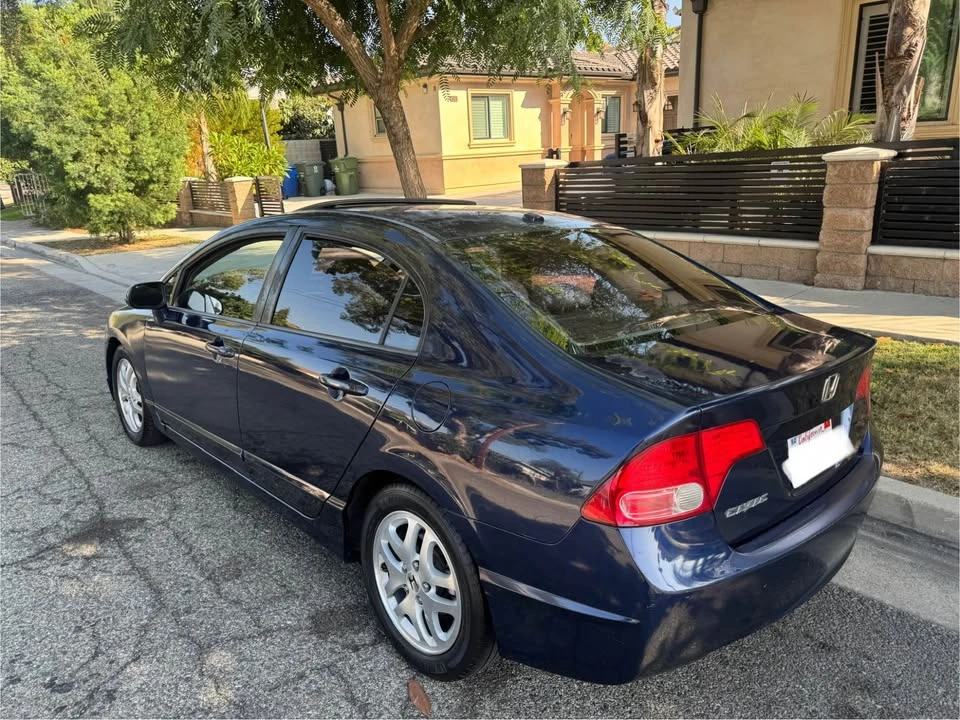 2008 Honda Civic 8th Gen - Image 6 of 9