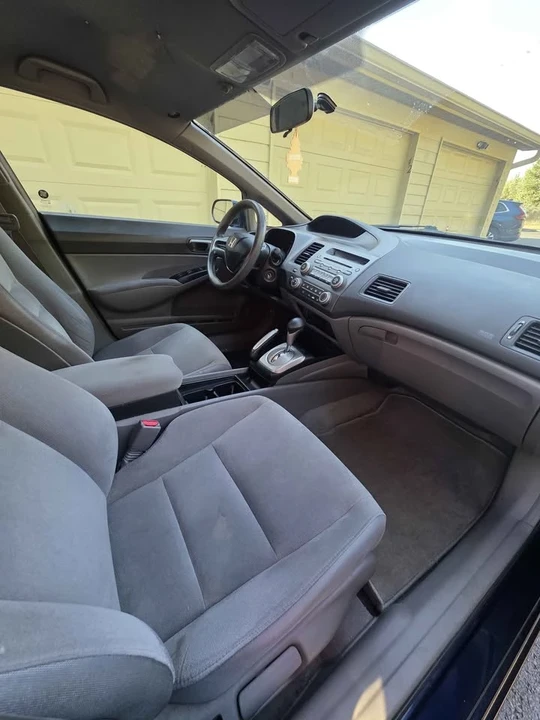 2008 Honda Civic 8th Gen - Image 6 of 8
