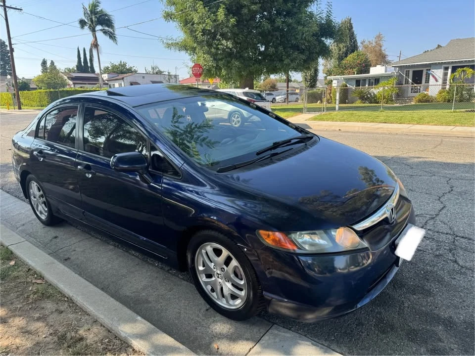 2008 Honda Civic 8th Gen - Image 3 of 9