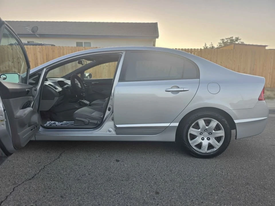 2008 Honda Civic 8th Gen - Image 9 of 14
