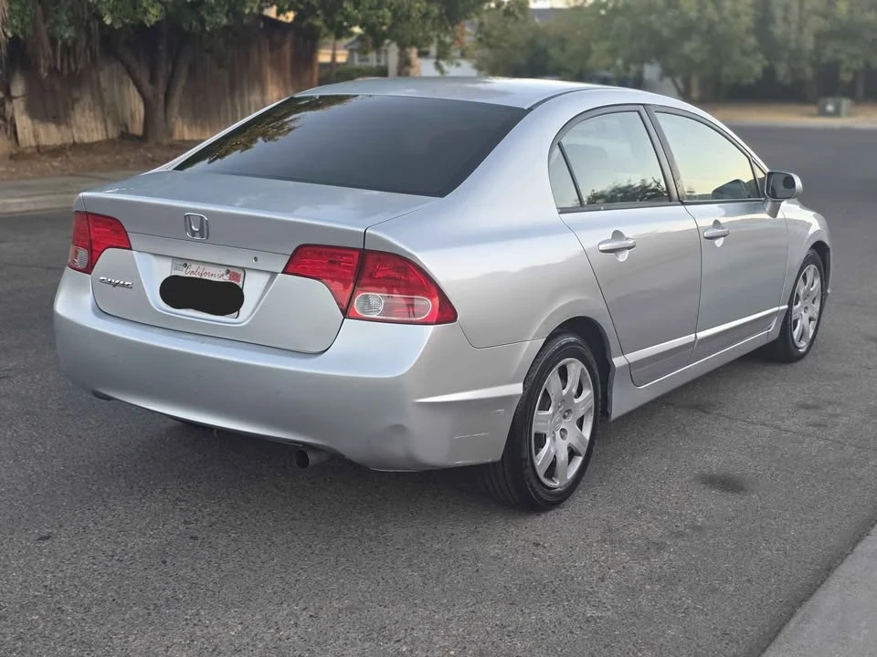 2008 Honda Civic 8th Gen - Image 3 of 14