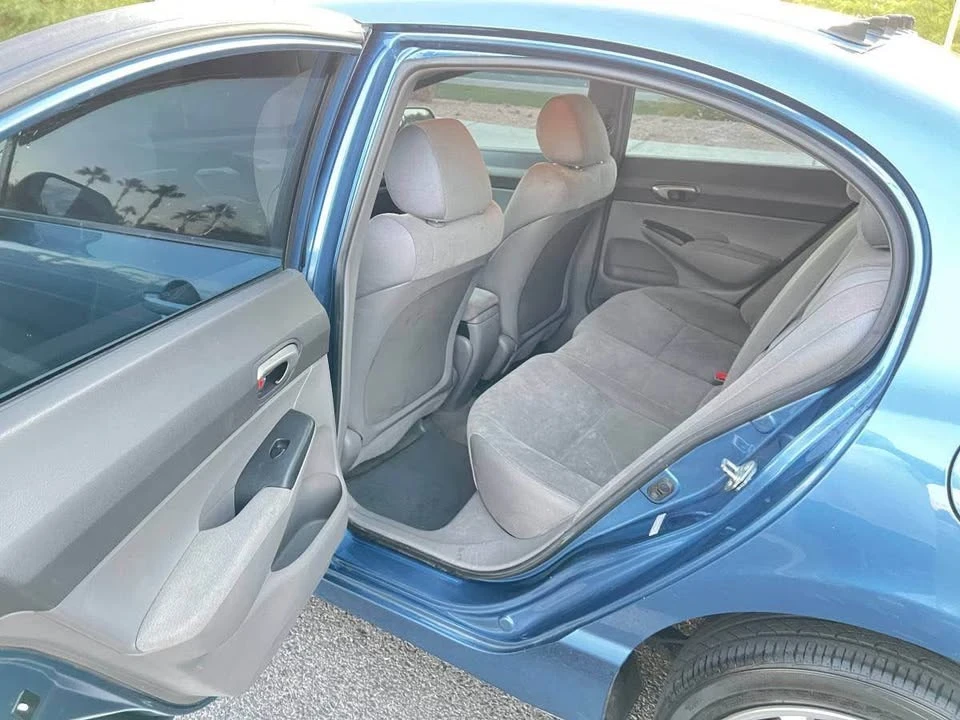 2008 Honda Civic 8th Gen - Image 18 of 20