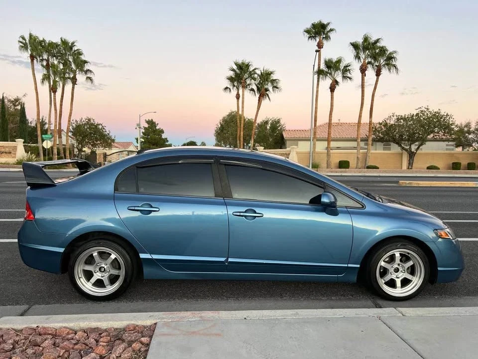 2008 Honda Civic 8th Gen - Image 10 of 20