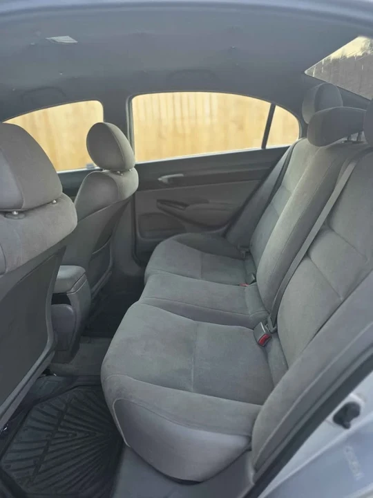 2008 Honda Civic 8th Gen - Image 8 of 14