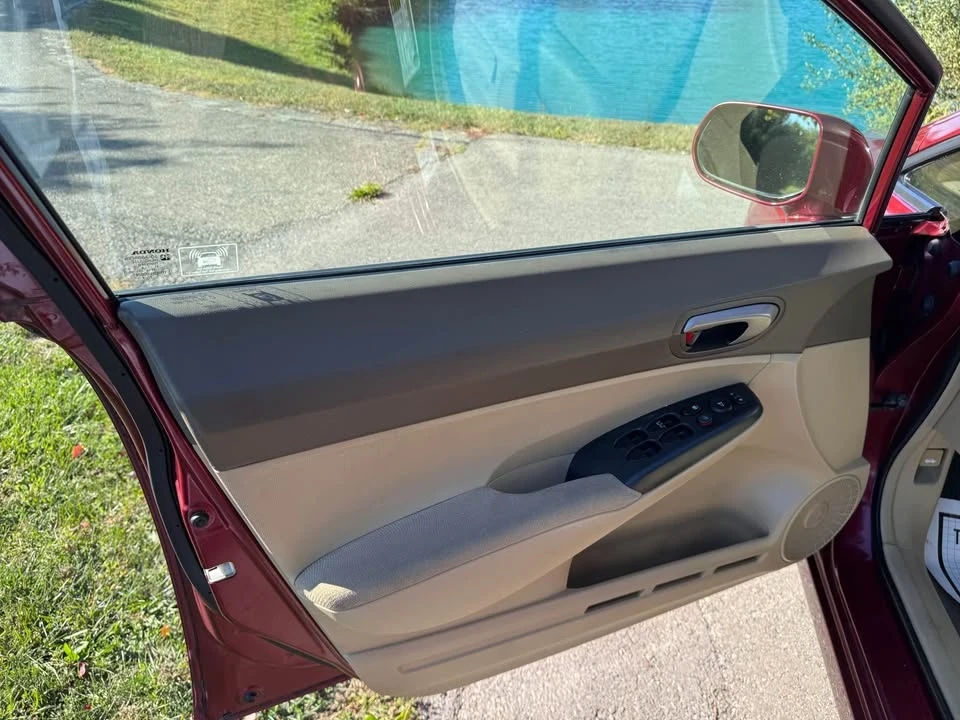 2008 Honda Civic 8th Gen - Image 12 of 18