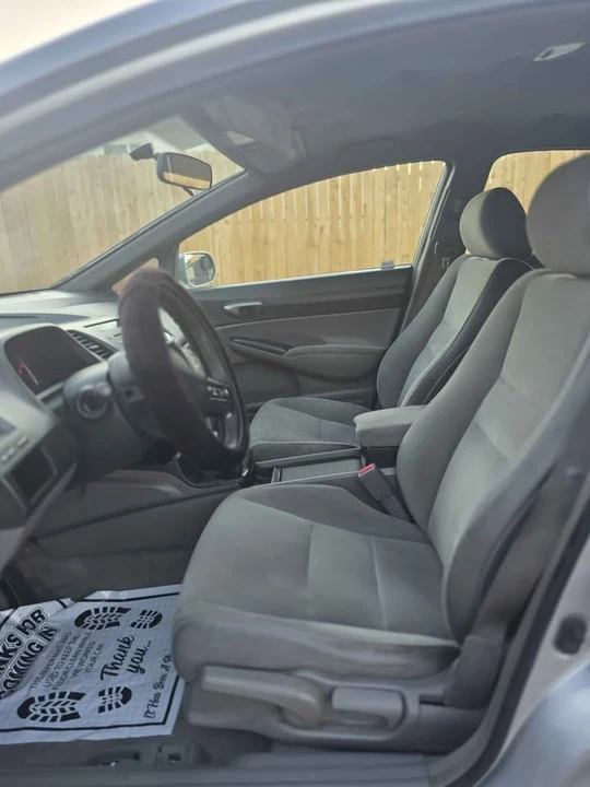 2008 Honda Civic 8th Gen - Image 10 of 14