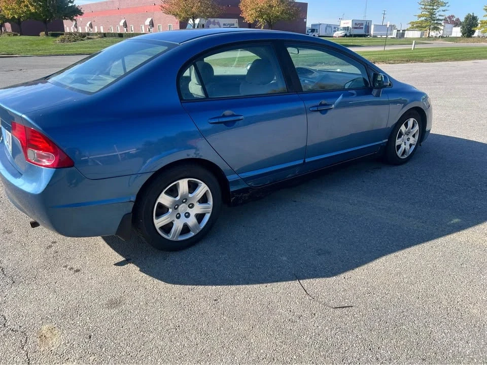 2008 Honda Civic 8th Gen - Image 3 of 6