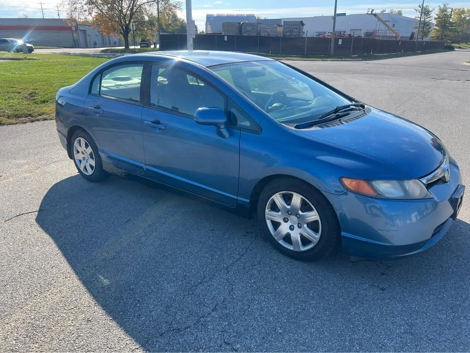 2008 Honda Civic 8th Gen - Image 2 of 6
