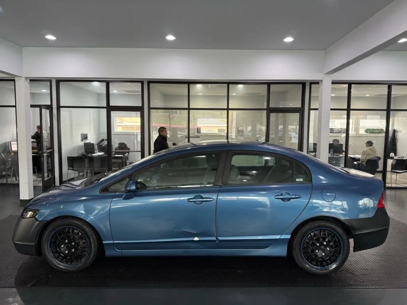 2008 Honda Civic 8th Gen - Image 2 of 17
