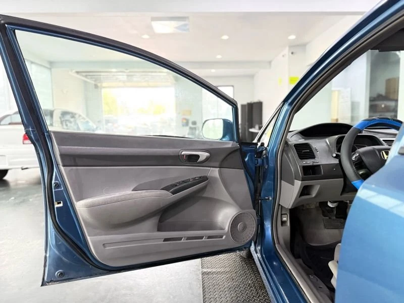 2008 Honda Civic 8th Gen - Image 8 of 17