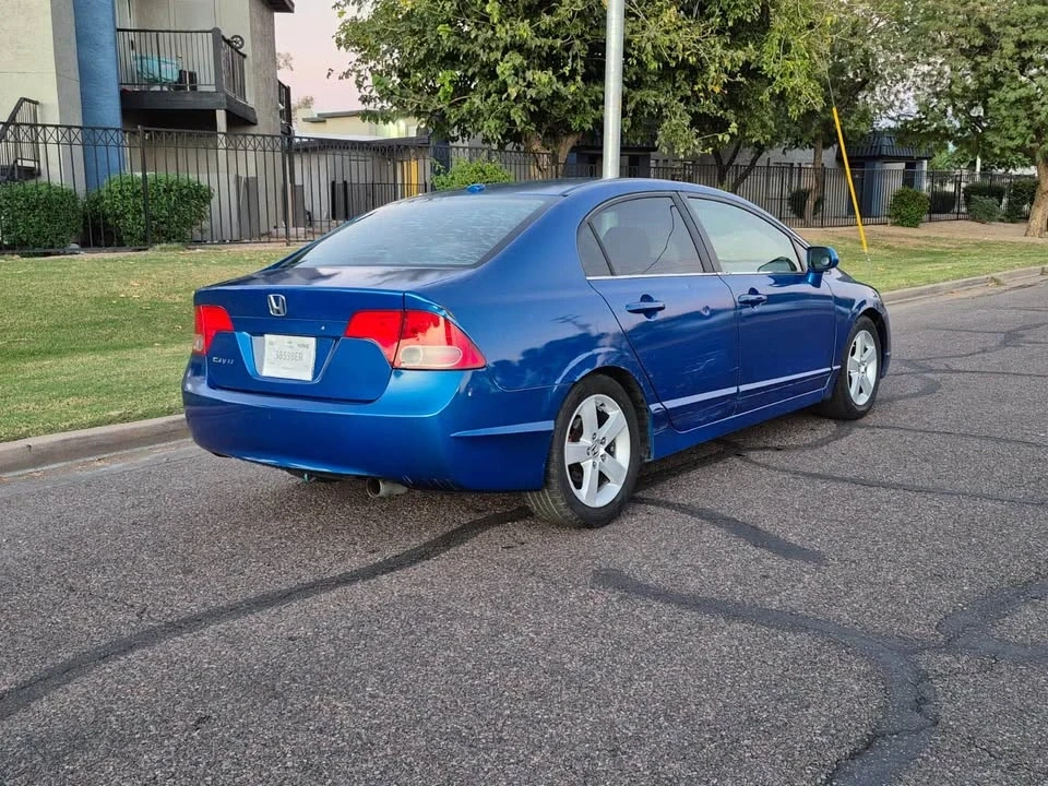 2008 Honda Civic 8th Gen - Image 3 of 4