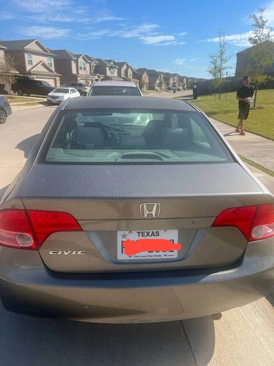 2008 Honda Civic 8th Gen - Image 3 of 11