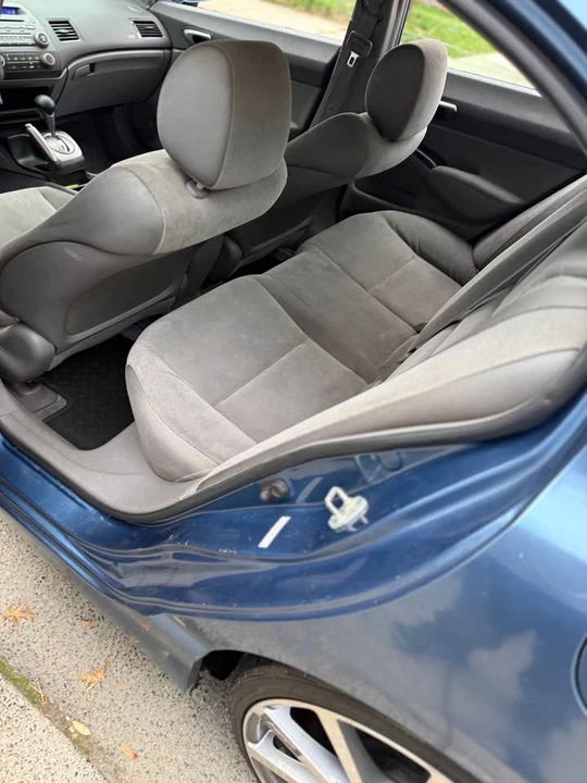 2008 Honda Civic 8th Gen - Image 7 of 10