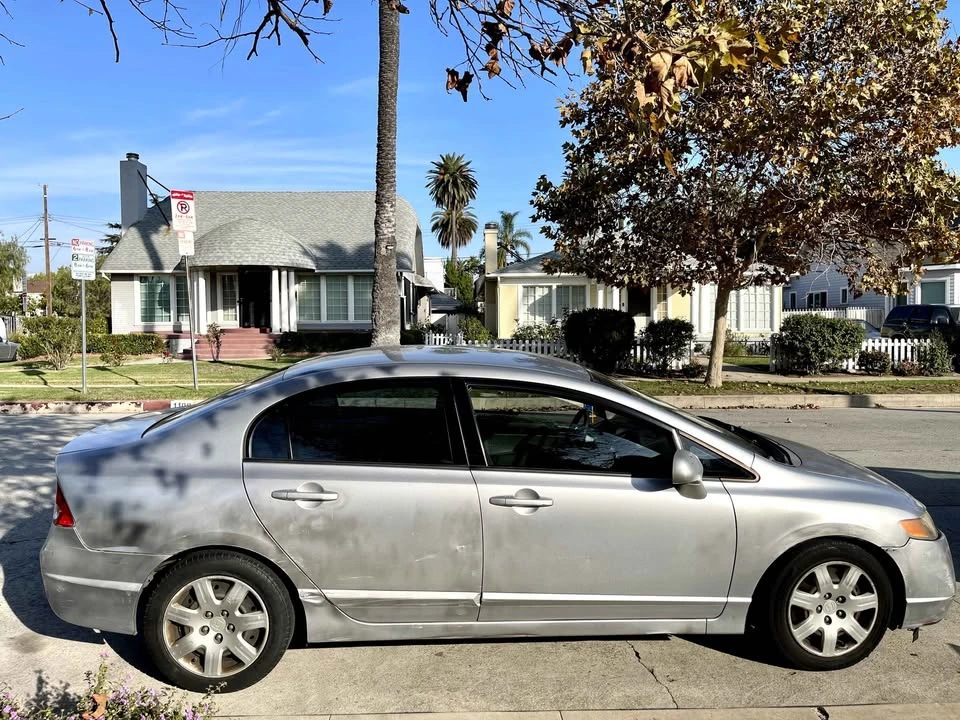 2008 Honda Civic 8th Gen - Image 4 of 11