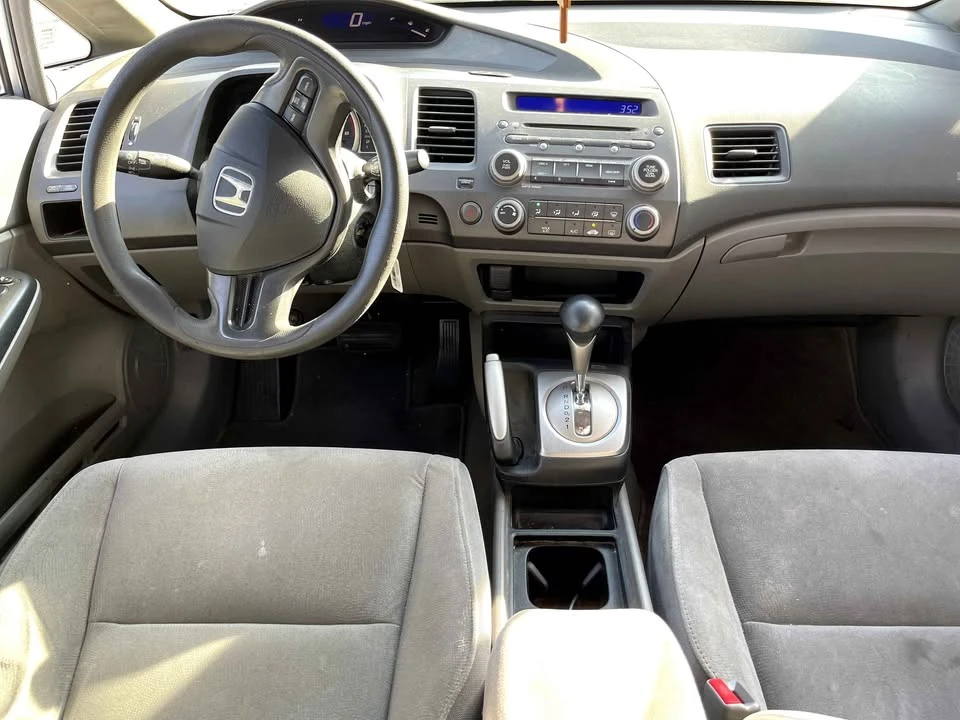 2008 Honda Civic 8th Gen - Image 8 of 11