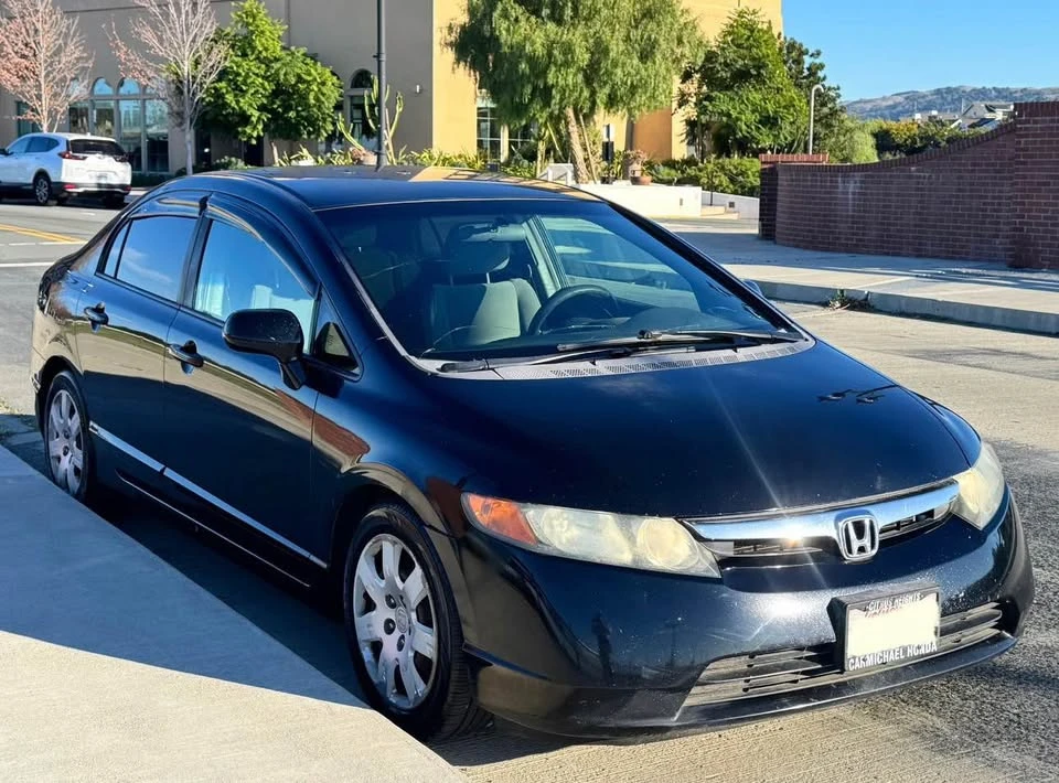 2008 Honda Civic 8th Gen - Image 3 of 12