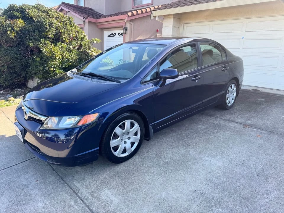 2008 Honda Civic 8th Gen - Image 2 of 14
