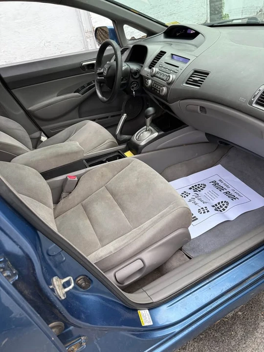 2008 Honda Civic 8th Gen - Image 6 of 10