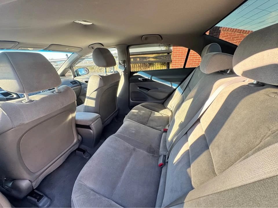 2008 Honda Civic 8th Gen - Image 8 of 12