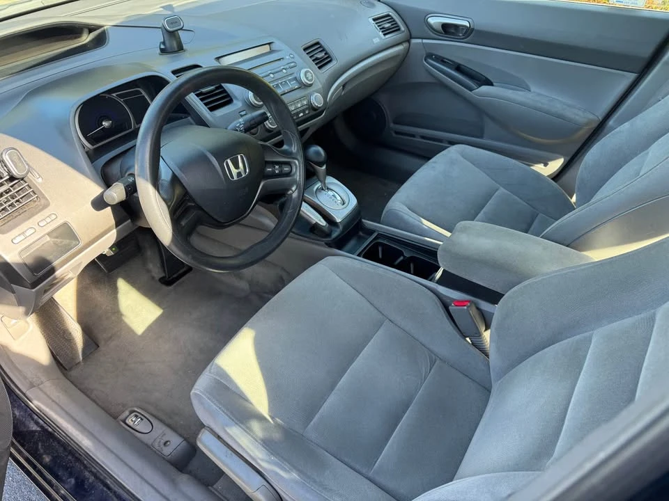2008 Honda Civic 8th Gen - Image 8 of 15
