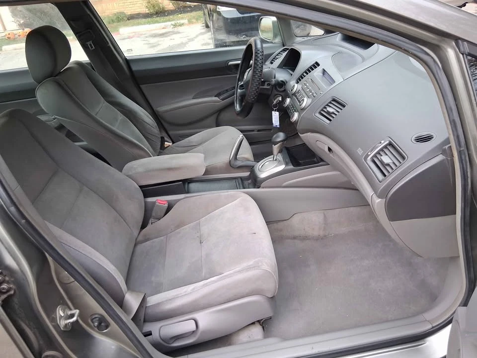 2008 Honda Civic 8th Gen - Image 14 of 18