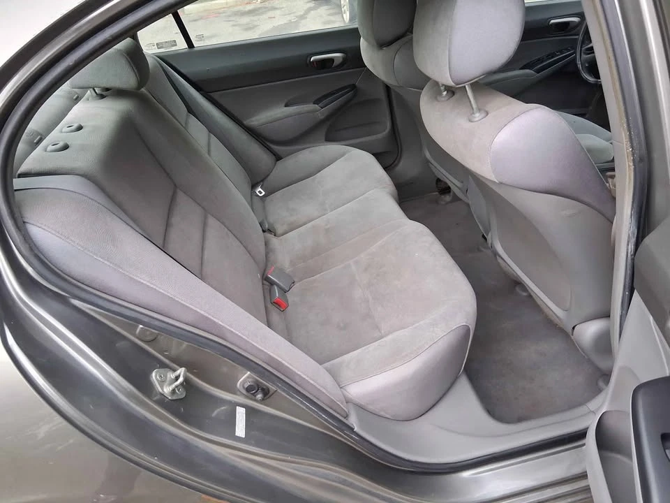 2008 Honda Civic 8th Gen - Image 13 of 18
