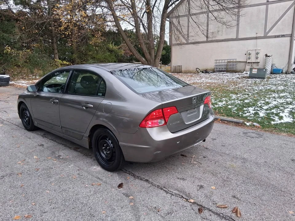2008 Honda Civic 8th Gen - Image 3 of 18