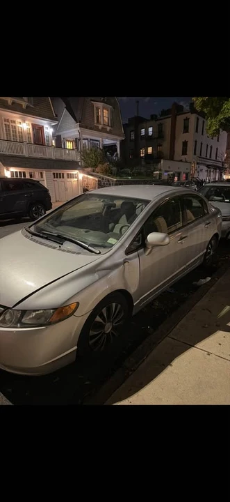 2008 Honda Civic 8th Gen - Image 3 of 7