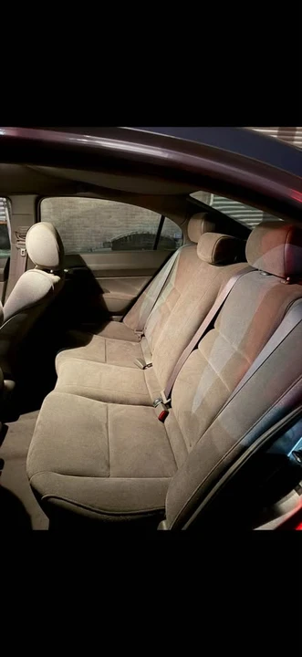 2008 Honda Civic 8th Gen - Image 4 of 7