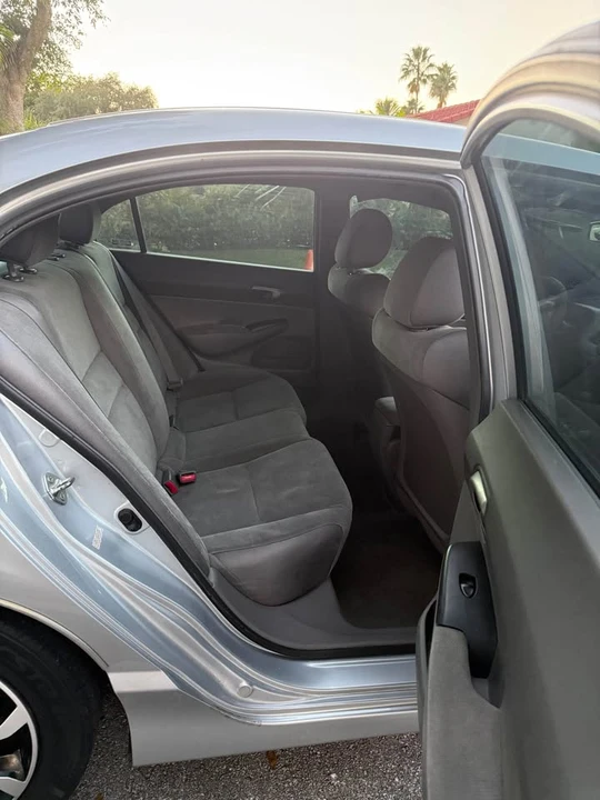 2008 Honda Civic 8th Gen - Image 7 of 9