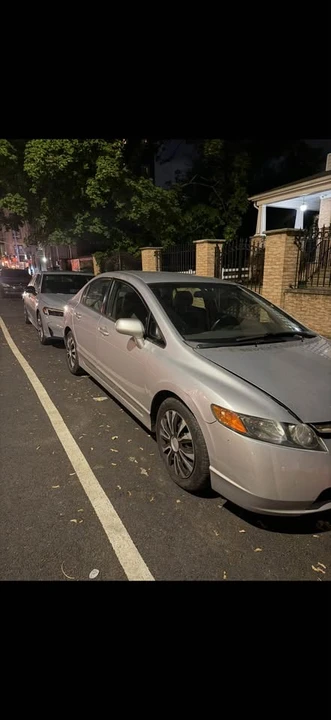 2008 Honda Civic 8th Gen - Image 2 of 7