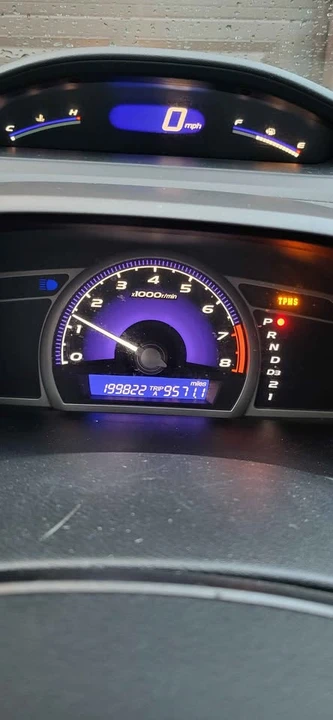 2008 Honda Civic 8th Gen - Image 6 of 8