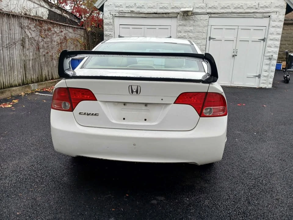 2008 Honda Civic 8th Gen - Image 4 of 10