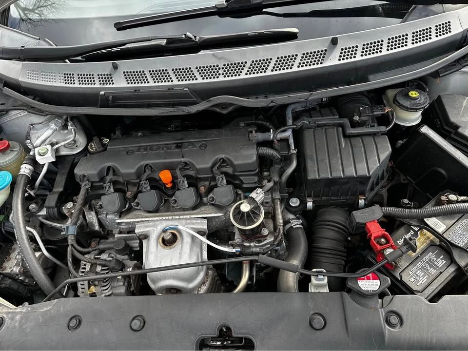 2008 Honda Civic 8th Gen - Image 10 of 17