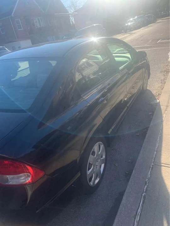2008 Honda Civic 8th Gen - Image 4 of 7
