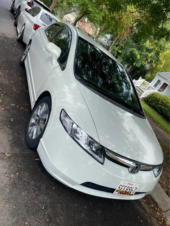 2008 Honda Civic 8th Gen - Image 2 of 7